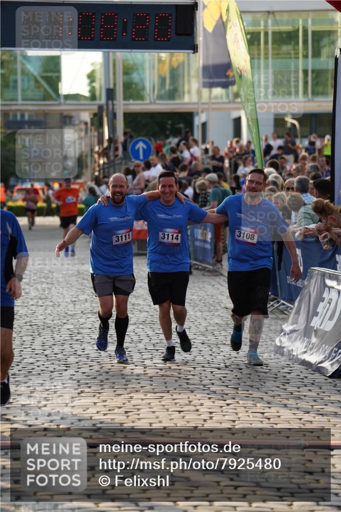 13.06.2025 - Holstenköstenlauf Felixshl http://msf.ph/oto/7925480 13.06.2025 20:08:19 Laufen 3108, 3111, 3114, 3573 meine-sportfotos.de