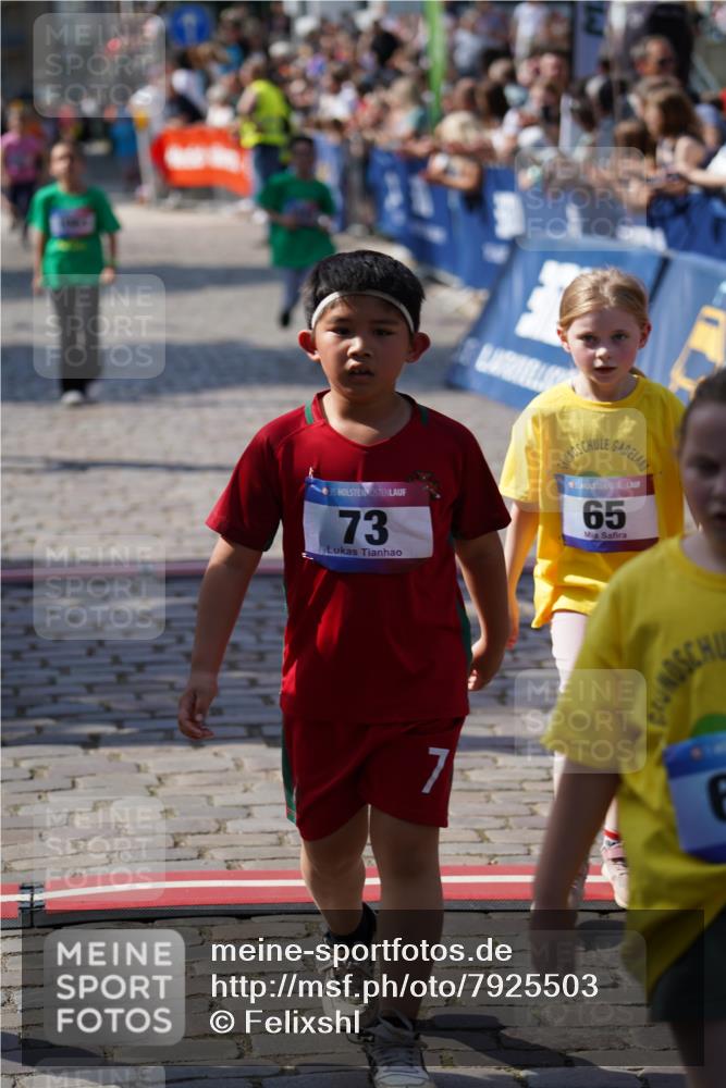 13.06.2025 - Holstenköstenlauf Felixshl http://msf.ph/oto/7925503 13.06.2025 16:24:14 Laufen 65, 73, 719, 758, 1056, 1057, 1063, 1318 meine-sportfotos.de