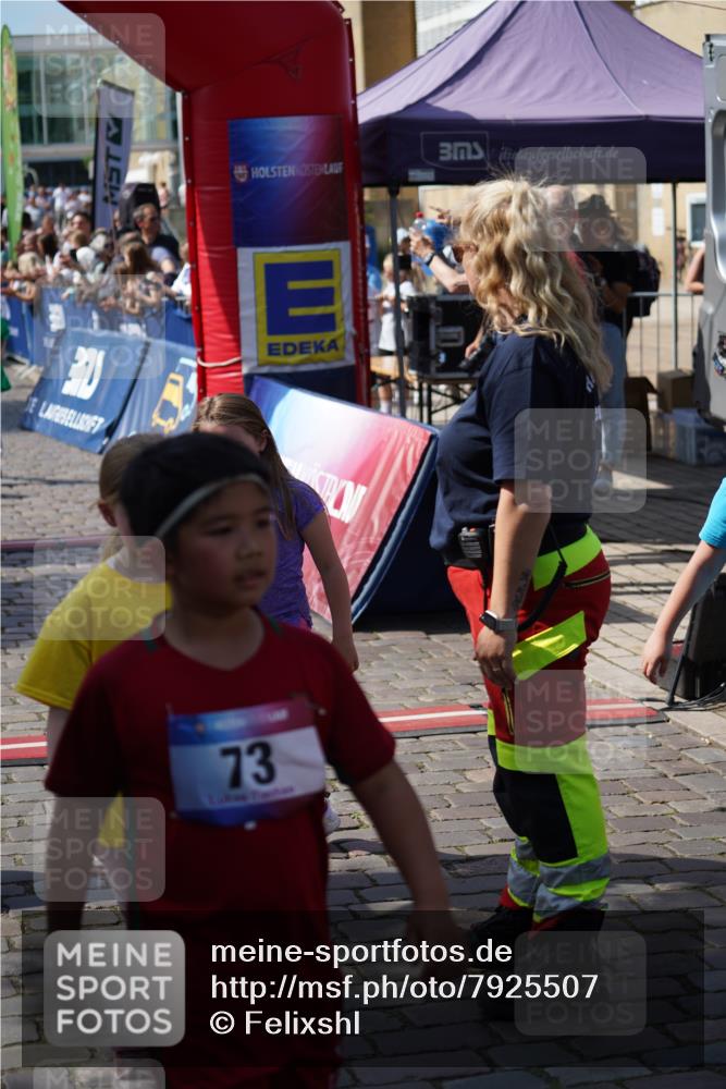 13.06.2025 - Holstenköstenlauf Felixshl http://msf.ph/oto/7925507 13.06.2025 16:24:17 Laufen 165, 719, 1056, 1063, 1318 meine-sportfotos.de