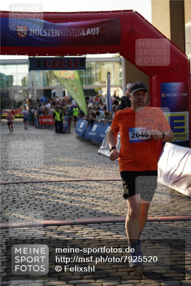13.06.2025 - Holstenköstenlauf Felixshl http://msf.ph/oto/7925520 13.06.2025 20:08:32 Laufen 2646, 2672 meine-sportfotos.de