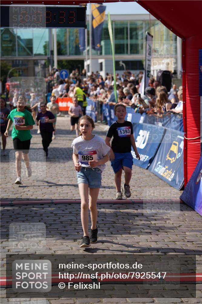 13.06.2025 - Holstenköstenlauf Felixshl http://msf.ph/oto/7925547 13.06.2025 16:24:34 Laufen 734, 738, 985, 1069, 1217, 1219, 1393, 1856, 1880 meine-sportfotos.de