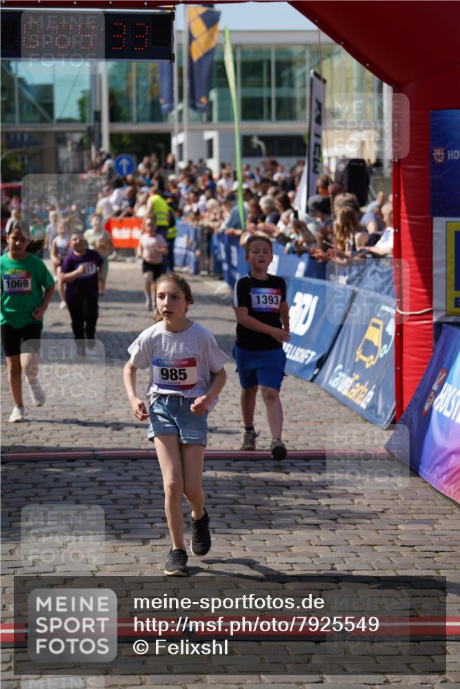 13.06.2025 - Holstenköstenlauf Felixshl http://msf.ph/oto/7925549 13.06.2025 16:24:34 Laufen 734, 738, 985, 1069, 1217, 1219, 1393, 1856, 1880 meine-sportfotos.de