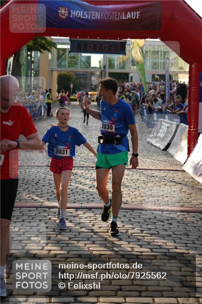 13.06.2025 - Holstenköstenlauf Felixshl http://msf.ph/oto/7925562 13.06.2025 20:08:51 Laufen 2030, 2031, 2520, 3590 meine-sportfotos.de