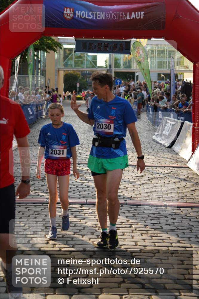 13.06.2025 - Holstenköstenlauf Felixshl http://msf.ph/oto/7925570 13.06.2025 20:08:52 Laufen 2030, 2031, 3590 meine-sportfotos.de