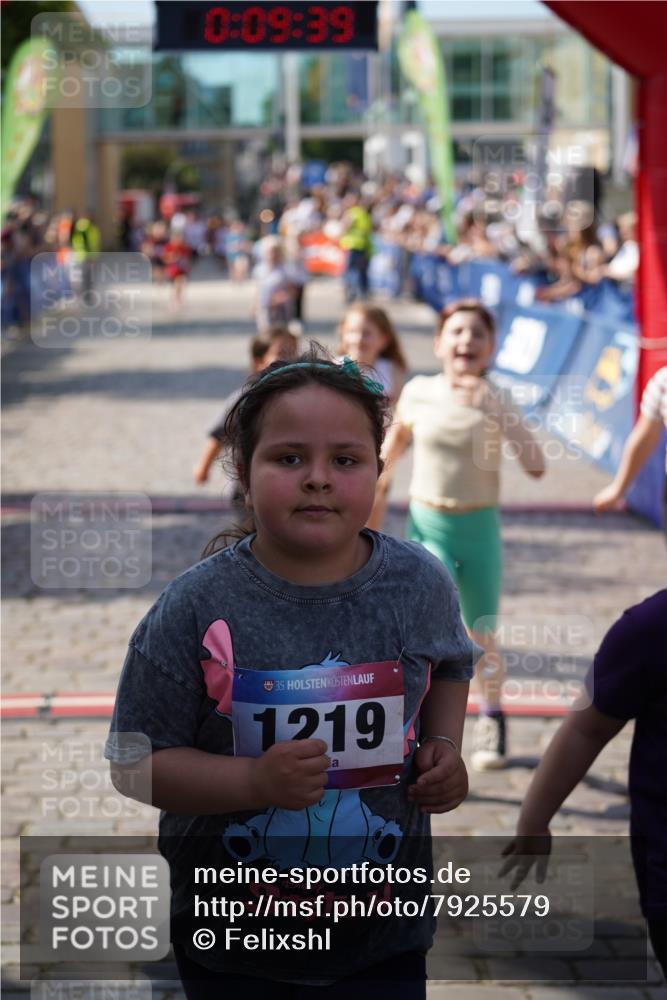 13.06.2025 - Holstenköstenlauf Felixshl http://msf.ph/oto/7925579 13.06.2025 16:24:41 Laufen 734, 738, 986, 1053, 1217, 1219, 1856, 1880 meine-sportfotos.de