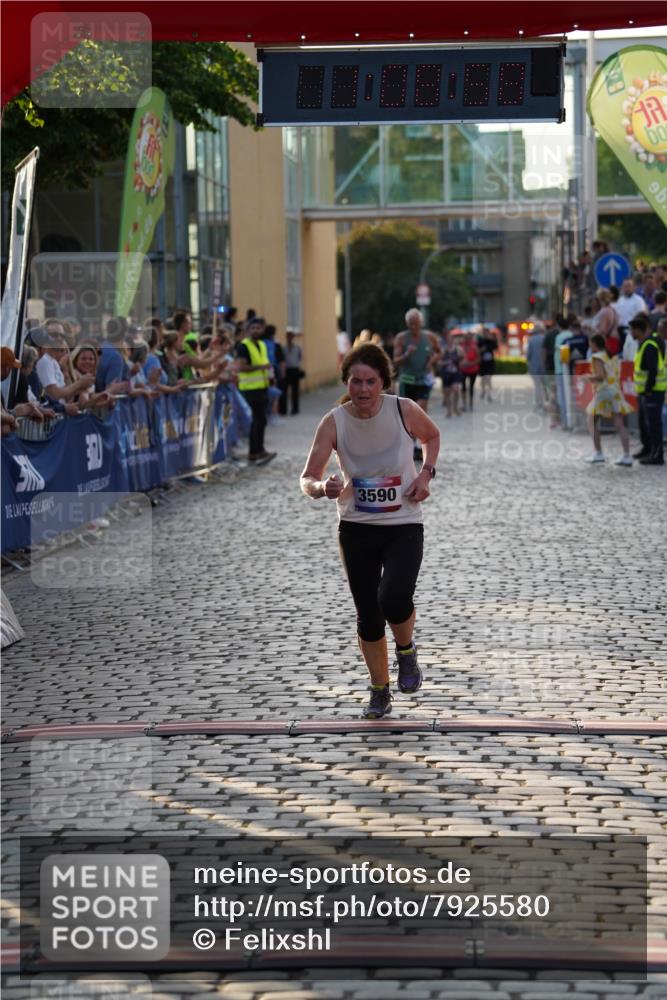 13.06.2025 - Holstenköstenlauf Felixshl http://msf.ph/oto/7925580 13.06.2025 20:08:57 Laufen 3590 meine-sportfotos.de