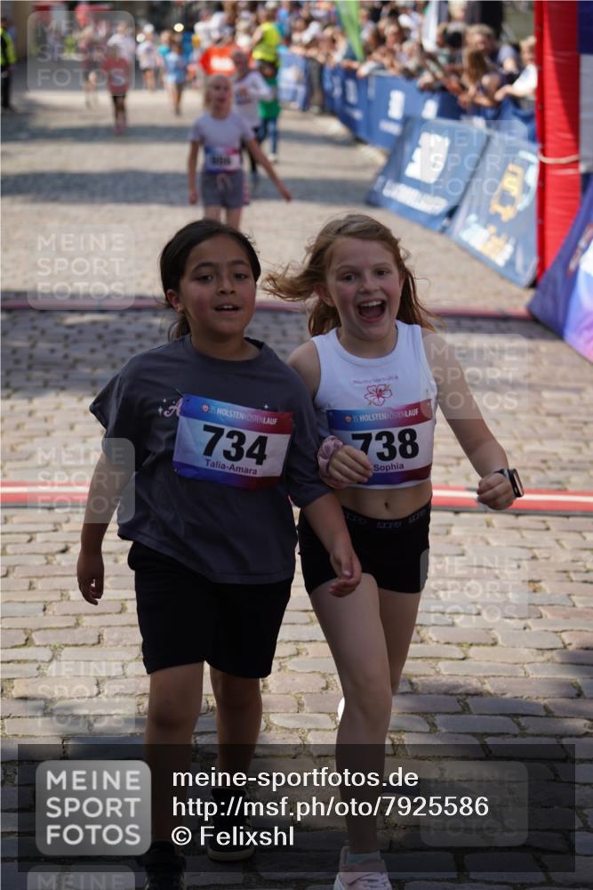 13.06.2025 - Holstenköstenlauf Felixshl http://msf.ph/oto/7925586 13.06.2025 16:24:43 Laufen 738, 986, 1053, 1181, 1856, 1880 meine-sportfotos.de