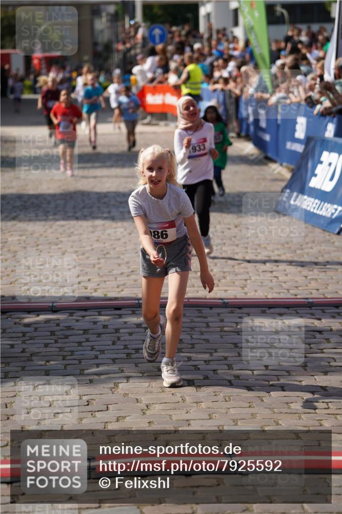 13.06.2025 - Holstenköstenlauf Felixshl http://msf.ph/oto/7925592 13.06.2025 16:24:45 Laufen 331, 986, 1053, 1181 meine-sportfotos.de