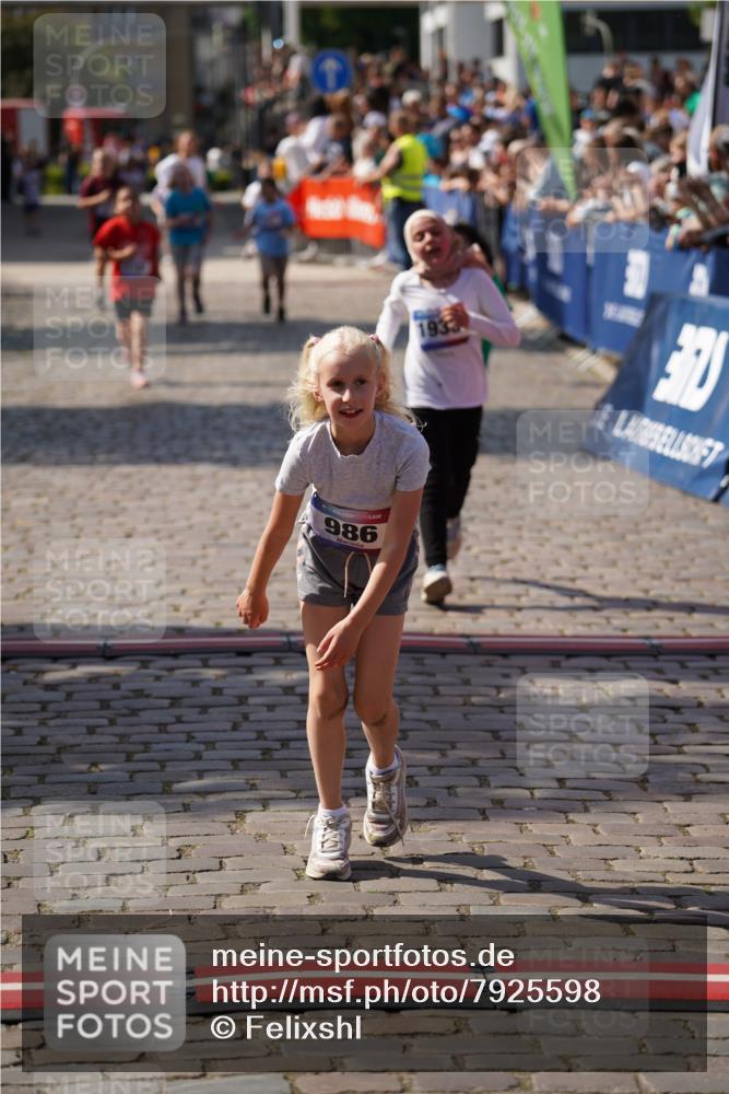 13.06.2025 - Holstenköstenlauf Felixshl http://msf.ph/oto/7925598 13.06.2025 16:24:45 Laufen 331, 986, 1053, 1181 meine-sportfotos.de