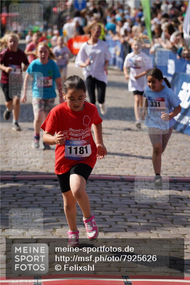 13.06.2025 - Holstenköstenlauf Felixshl http://msf.ph/oto/7925626 13.06.2025 16:24:52 Laufen 9, 331, 740, 755, 1053, 1181, 1231, 1232 meine-sportfotos.de