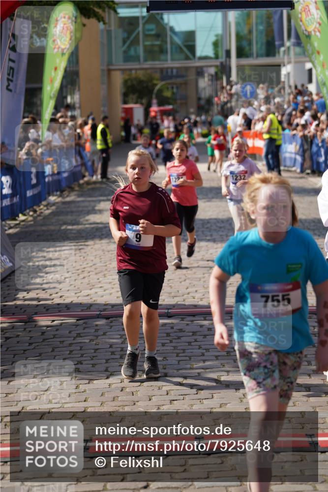 13.06.2025 - Holstenköstenlauf Felixshl http://msf.ph/oto/7925648 13.06.2025 16:24:56 Laufen 9, 85, 331, 338, 740, 755, 873, 1231, 1232, 1332 meine-sportfotos.de