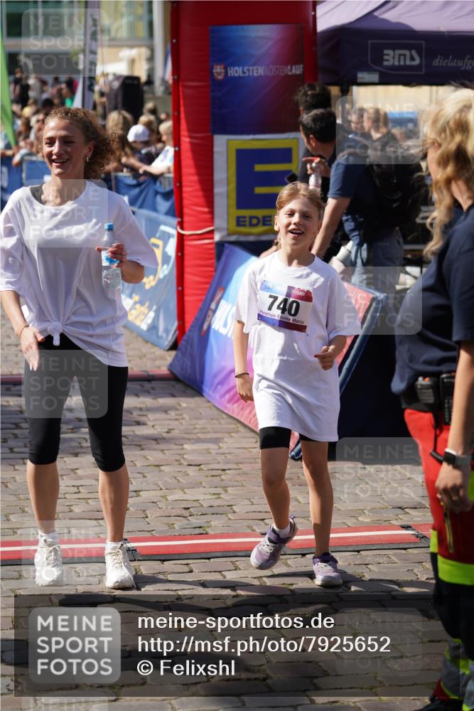 13.06.2025 - Holstenköstenlauf Felixshl http://msf.ph/oto/7925652 13.06.2025 16:24:58 Laufen 9, 85, 338, 346, 740, 755, 873, 1231, 1232, 1332 meine-sportfotos.de
