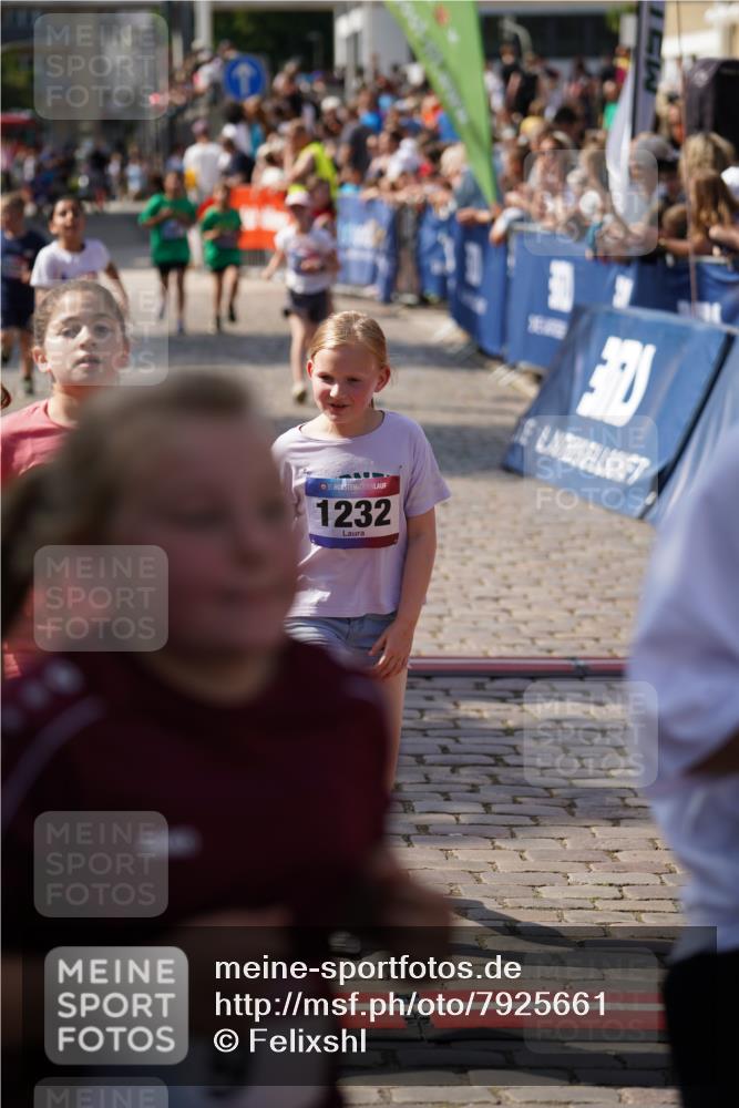 13.06.2025 - Holstenköstenlauf Felixshl http://msf.ph/oto/7925661 13.06.2025 16:24:59 Laufen 9, 85, 338, 346, 873, 1231, 1232, 1332 meine-sportfotos.de