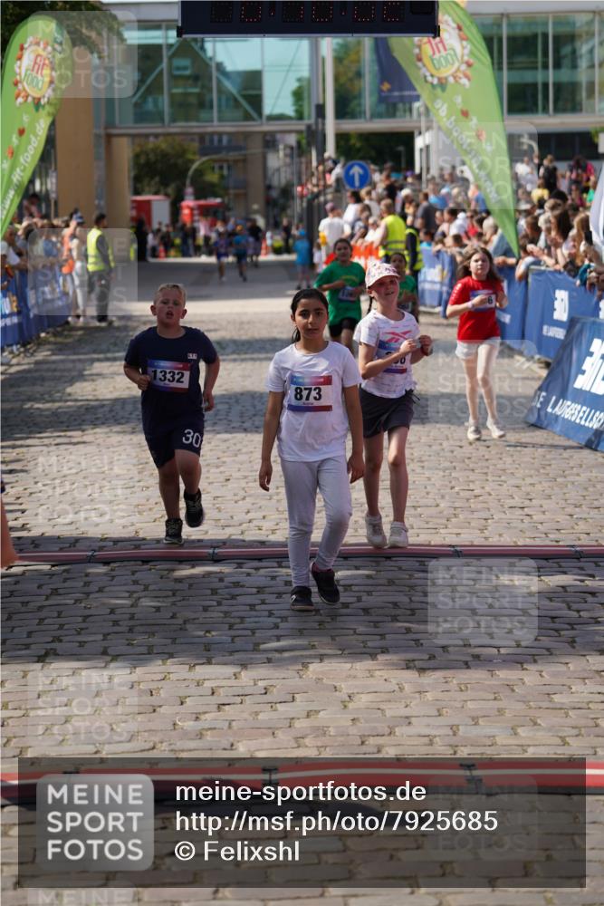 13.06.2025 - Holstenköstenlauf Felixshl http://msf.ph/oto/7925685 13.06.2025 16:25:03 Laufen 85, 338, 346, 873, 1067, 1068, 1332 meine-sportfotos.de