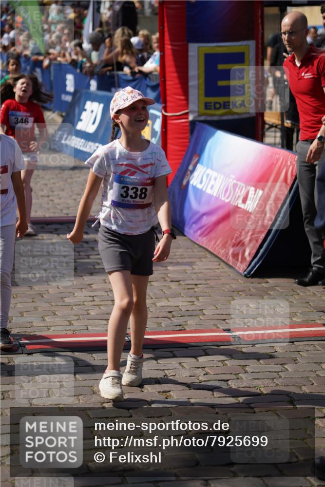 13.06.2025 - Holstenköstenlauf Felixshl http://msf.ph/oto/7925699 13.06.2025 16:25:06 Laufen 338, 346, 873, 1067, 1068, 1332 meine-sportfotos.de