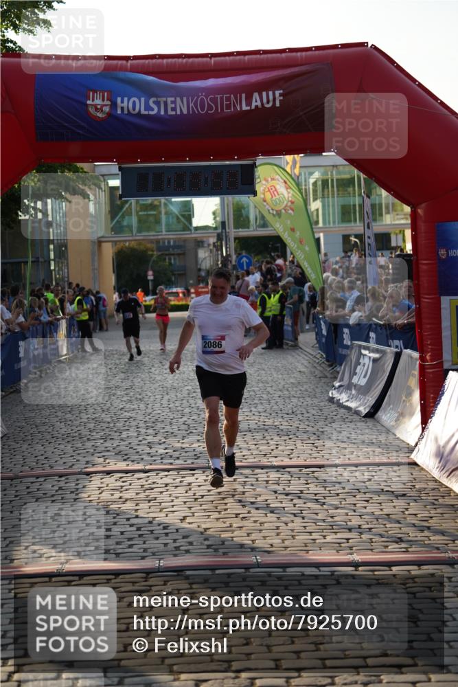 13.06.2025 - Holstenköstenlauf Felixshl http://msf.ph/oto/7925700 13.06.2025 20:09:58 Laufen 2086, 2182, 3143 meine-sportfotos.de