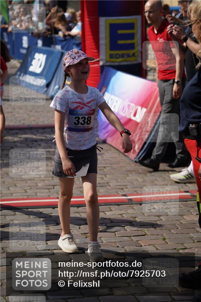 13.06.2025 - Holstenköstenlauf Felixshl http://msf.ph/oto/7925703 13.06.2025 16:25:06 Laufen 338, 346, 873, 1067, 1068, 1332 meine-sportfotos.de