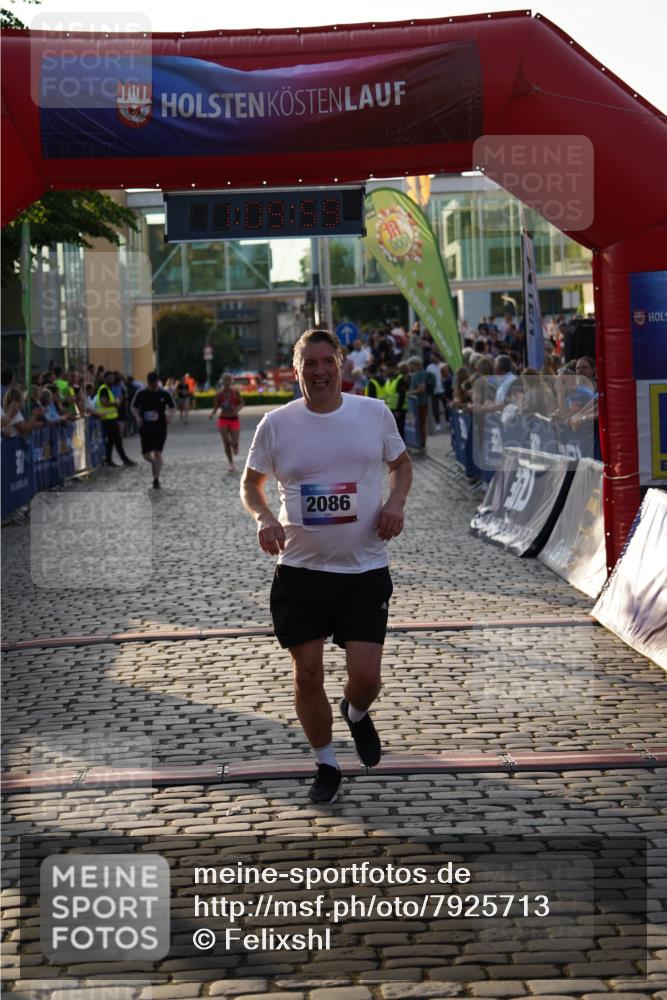 13.06.2025 - Holstenköstenlauf Felixshl http://msf.ph/oto/7925713 13.06.2025 20:09:59 Laufen 2086, 2182, 3143 meine-sportfotos.de