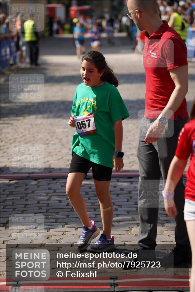 13.06.2025 - Holstenköstenlauf Felixshl http://msf.ph/oto/7925723 13.06.2025 16:25:10 Laufen 346, 1067, 1068 meine-sportfotos.de