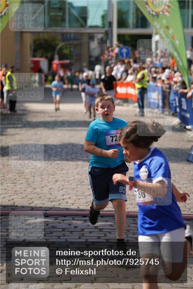 13.06.2025 - Holstenköstenlauf Felixshl http://msf.ph/oto/7925745 13.06.2025 16:25:21 Laufen 724, 736, 1002 meine-sportfotos.de