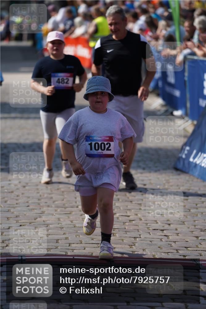 13.06.2025 - Holstenköstenlauf Felixshl http://msf.ph/oto/7925757 13.06.2025 16:25:28 Laufen 328, 482, 1002 meine-sportfotos.de