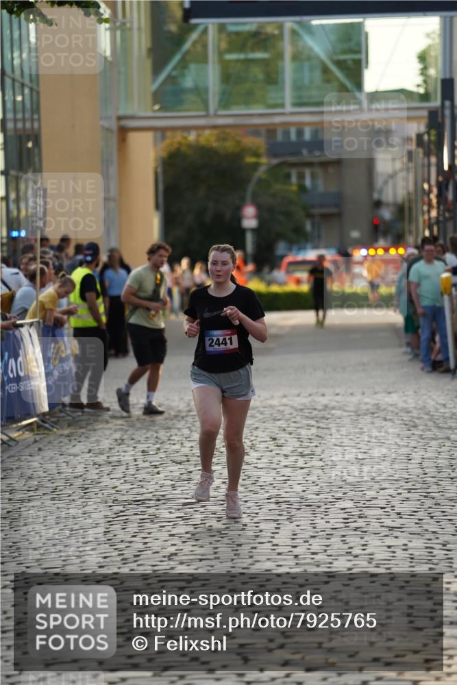 13.06.2025 - Holstenköstenlauf Felixshl http://msf.ph/oto/7925765 13.06.2025 20:10:13 Laufen 2441 meine-sportfotos.de