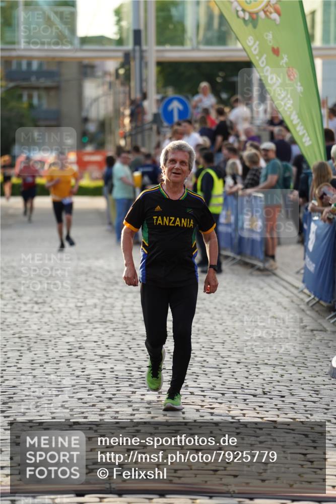 13.06.2025 - Holstenköstenlauf Felixshl http://msf.ph/oto/7925779 13.06.2025 20:10:36 Laufen 2516 meine-sportfotos.de