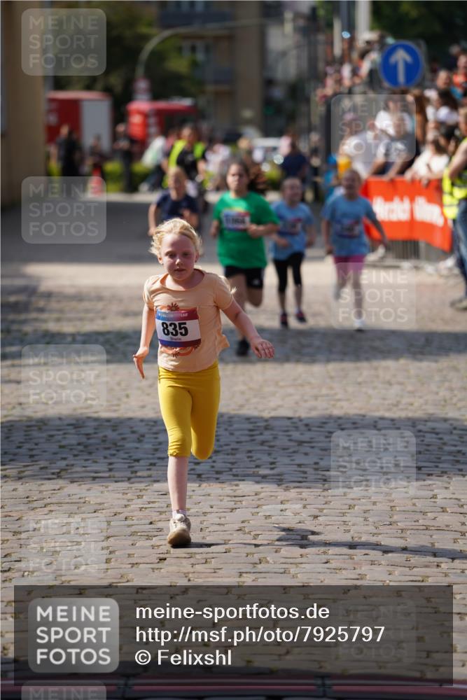 13.06.2025 - Holstenköstenlauf Felixshl http://msf.ph/oto/7925797 13.06.2025 16:25:48 Laufen 339, 340, 835, 1066, 1328 meine-sportfotos.de