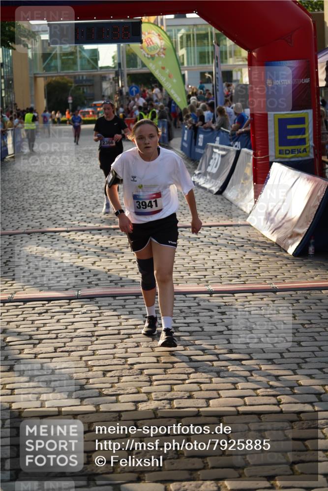 13.06.2025 - Holstenköstenlauf Felixshl http://msf.ph/oto/7925885 13.06.2025 20:11:35 Laufen 2366, 3701, 3941 meine-sportfotos.de
