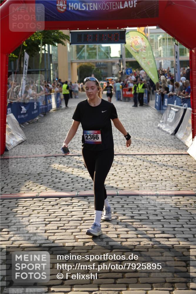13.06.2025 - Holstenköstenlauf Felixshl http://msf.ph/oto/7925895 13.06.2025 20:11:39 Laufen 2056, 2366 meine-sportfotos.de