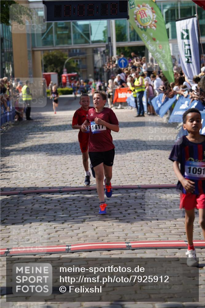 13.06.2025 - Holstenköstenlauf Felixshl http://msf.ph/oto/7925912 13.06.2025 16:35:32 Laufen 78, 1091, 1125, 1417 meine-sportfotos.de