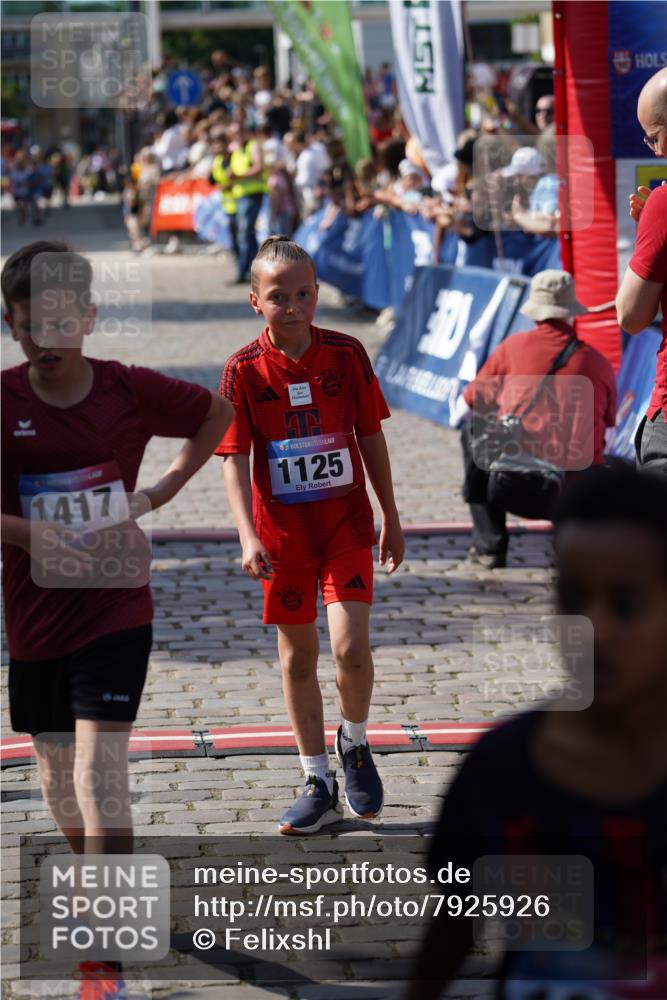 13.06.2025 - Holstenköstenlauf Felixshl http://msf.ph/oto/7925926 13.06.2025 16:35:35 Laufen 78, 1125, 1417 meine-sportfotos.de