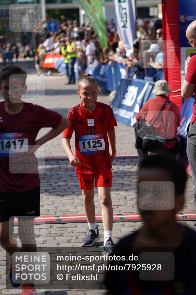 13.06.2025 - Holstenköstenlauf Felixshl http://msf.ph/oto/7925928 13.06.2025 16:35:35 Laufen 78, 1125, 1417 meine-sportfotos.de