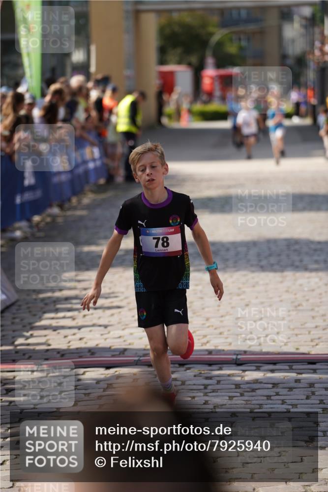 13.06.2025 - Holstenköstenlauf Felixshl http://msf.ph/oto/7925940 13.06.2025 16:35:40 Laufen 78, 1244 meine-sportfotos.de