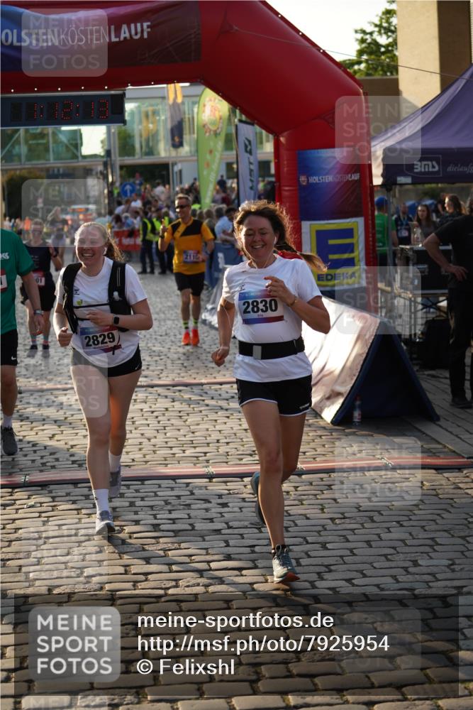 13.06.2025 - Holstenköstenlauf Felixshl http://msf.ph/oto/7925954 13.06.2025 20:12:12 Laufen 2001, 2119, 2271, 2829, 2830, 3061 meine-sportfotos.de