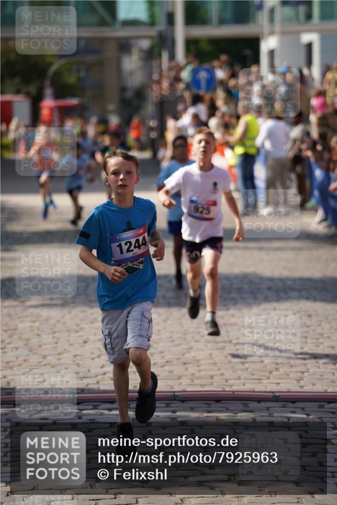 13.06.2025 - Holstenköstenlauf Felixshl http://msf.ph/oto/7925963 13.06.2025 16:35:48 Laufen 147, 235, 392, 925, 1095, 1244, 1429 meine-sportfotos.de