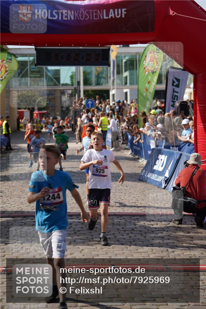 13.06.2025 - Holstenköstenlauf Felixshl http://msf.ph/oto/7925969 13.06.2025 16:35:50 Laufen 147, 235, 392, 792, 925, 1095, 1244, 1429 meine-sportfotos.de