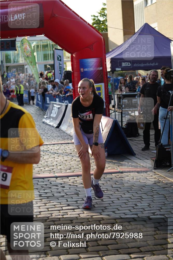 13.06.2025 - Holstenköstenlauf Felixshl http://msf.ph/oto/7925988 13.06.2025 20:12:21 Laufen 2271, 2726 meine-sportfotos.de