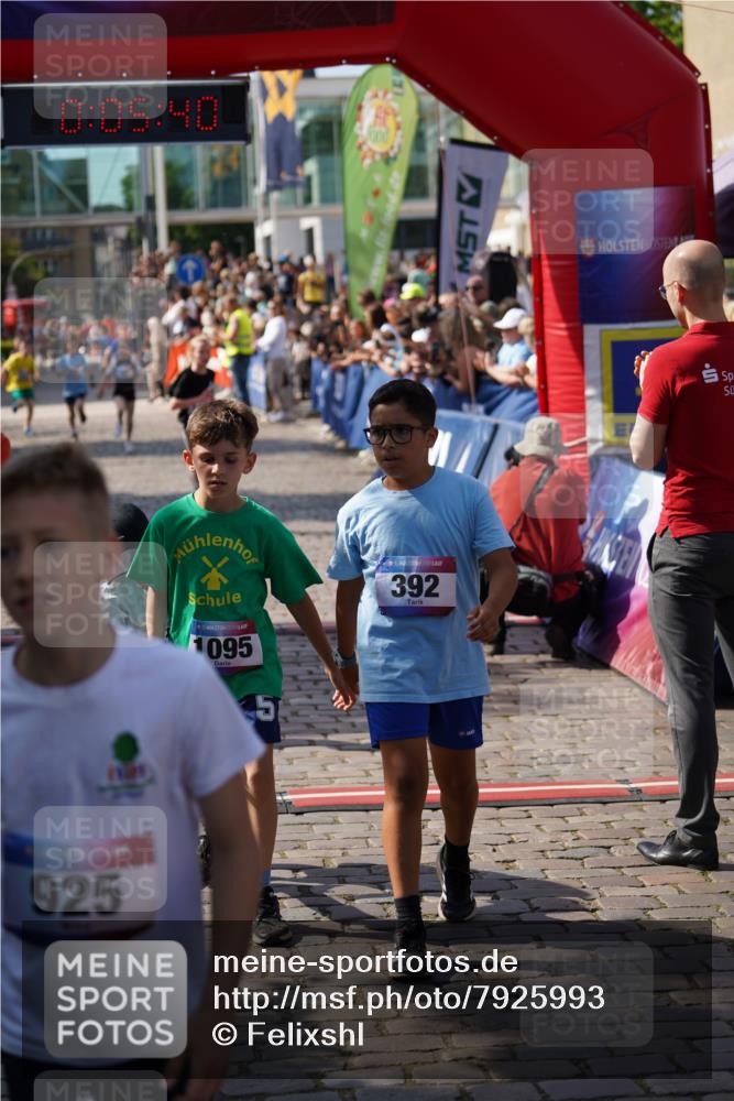 13.06.2025 - Holstenköstenlauf Felixshl http://msf.ph/oto/7925993 13.06.2025 16:35:54 Laufen 82, 147, 235, 383, 392, 653, 792, 1095, 1429 meine-sportfotos.de