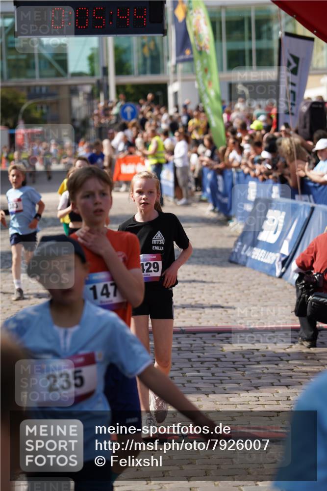 13.06.2025 - Holstenköstenlauf Felixshl http://msf.ph/oto/7926007 13.06.2025 16:35:58 Laufen 82, 147, 383, 518, 525, 653, 770, 792, 1429 meine-sportfotos.de