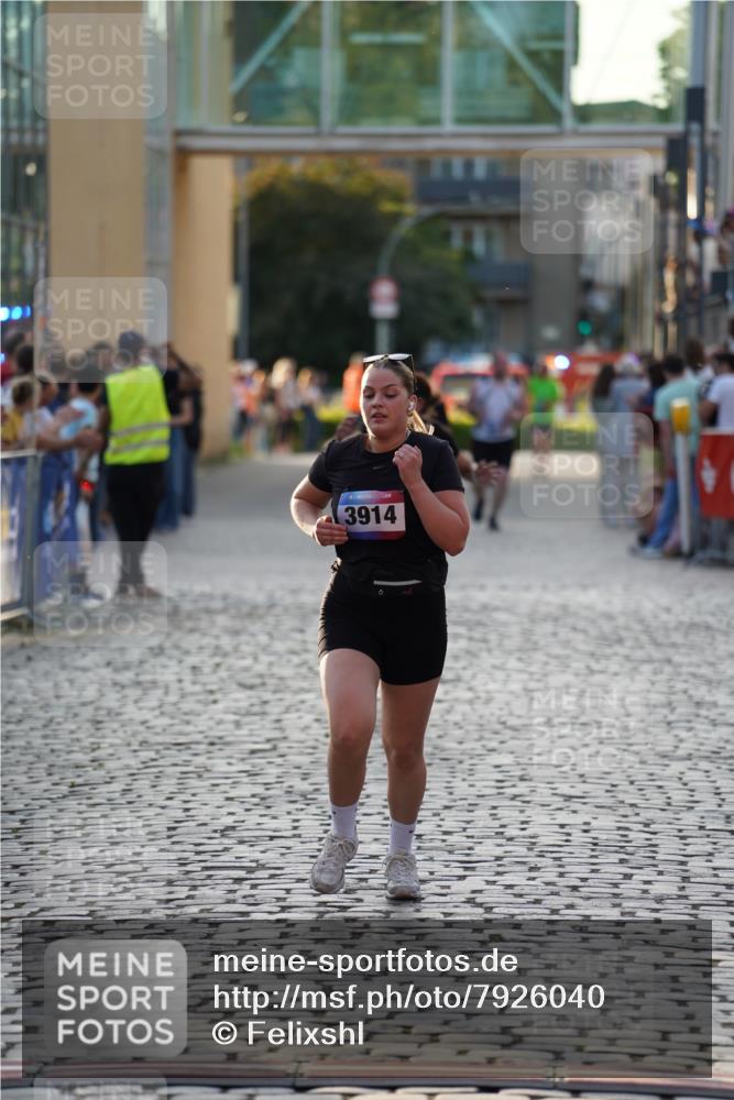 13.06.2025 - Holstenköstenlauf Felixshl http://msf.ph/oto/7926040 13.06.2025 20:13:02 Laufen 2093, 2825, 3914 meine-sportfotos.de