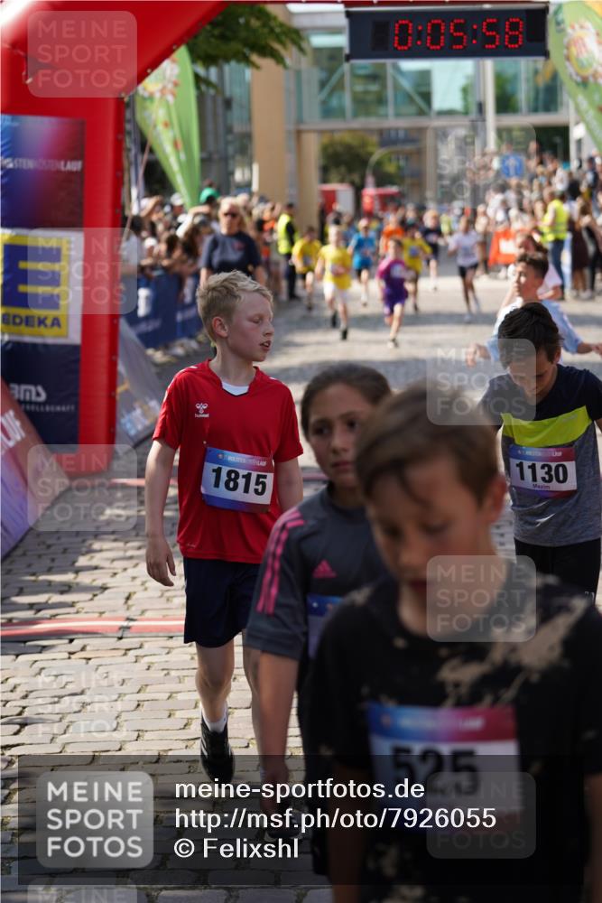 13.06.2025 - Holstenköstenlauf Felixshl http://msf.ph/oto/7926055 13.06.2025 16:36:12 Laufen 94, 233, 382, 515, 520, 631, 646, 654, 898, 911, 1128, 1130, 1815, 1868 meine-sportfotos.de
