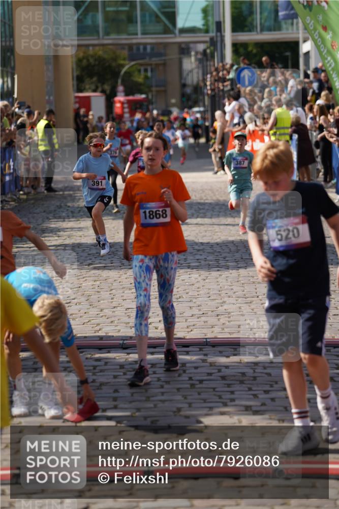 13.06.2025 - Holstenköstenlauf Felixshl http://msf.ph/oto/7926086 13.06.2025 16:36:20 Laufen 94, 135, 376, 382, 387, 388, 391, 515, 520, 631, 646, 654, 911, 1011, 1868 meine-sportfotos.de