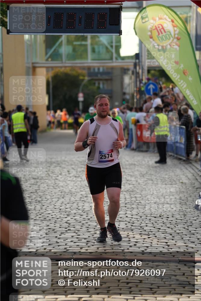 13.06.2025 - Holstenköstenlauf Felixshl http://msf.ph/oto/7926097 13.06.2025 20:13:18 Laufen 2088 meine-sportfotos.de