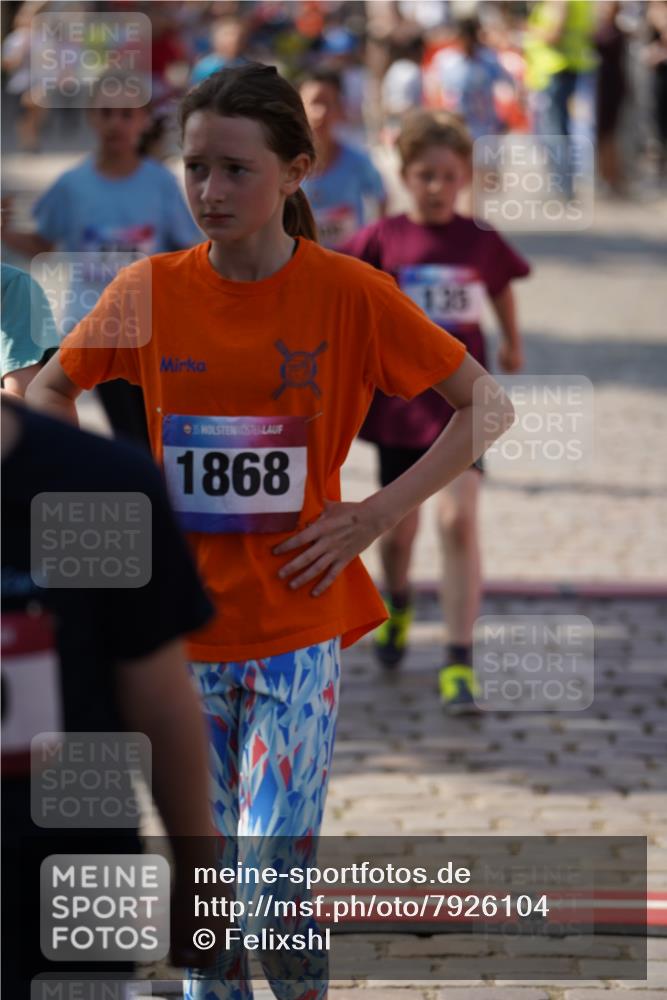 13.06.2025 - Holstenköstenlauf Felixshl http://msf.ph/oto/7926104 13.06.2025 16:36:25 Laufen 77, 135, 376, 387, 388, 391, 529, 764, 918, 920, 1011, 1358 meine-sportfotos.de