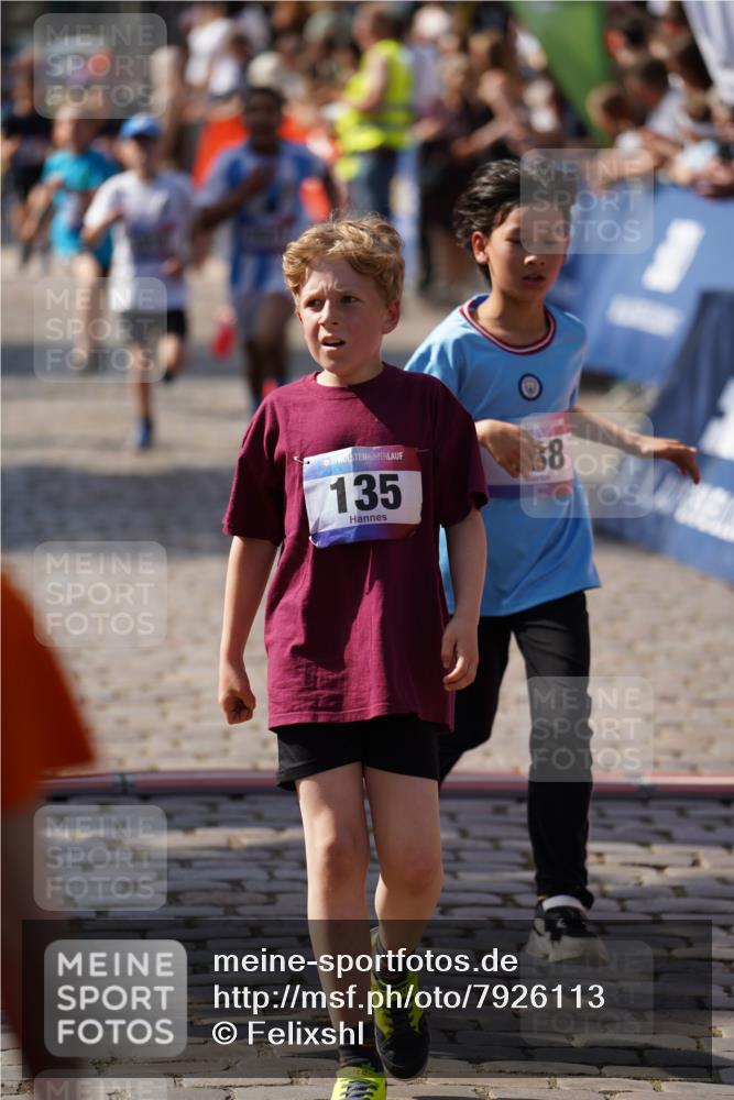 13.06.2025 - Holstenköstenlauf Felixshl http://msf.ph/oto/7926113 13.06.2025 16:36:26 Laufen 77, 135, 376, 387, 388, 391, 510, 529, 764, 765, 775, 918, 920, 1011, 1358 meine-sportfotos.de