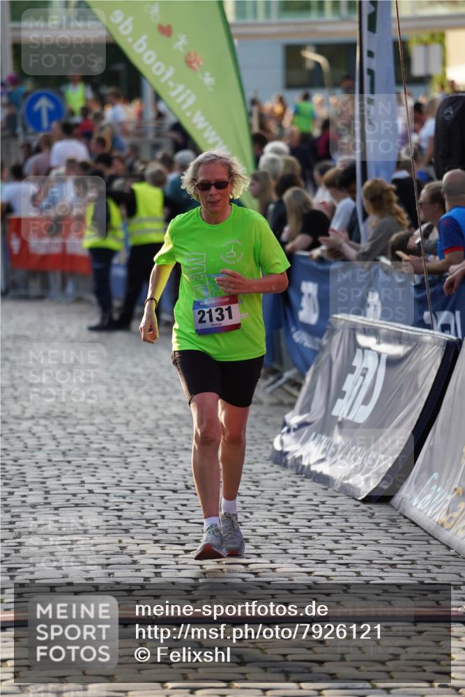 13.06.2025 - Holstenköstenlauf Felixshl http://msf.ph/oto/7926121 13.06.2025 20:13:28 Laufen 2117, 2131 meine-sportfotos.de