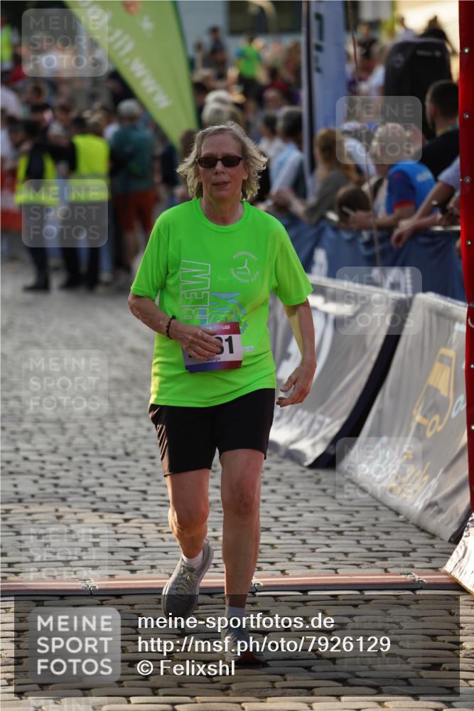 13.06.2025 - Holstenköstenlauf Felixshl http://msf.ph/oto/7926129 13.06.2025 20:13:29 Laufen 2117, 2131 meine-sportfotos.de