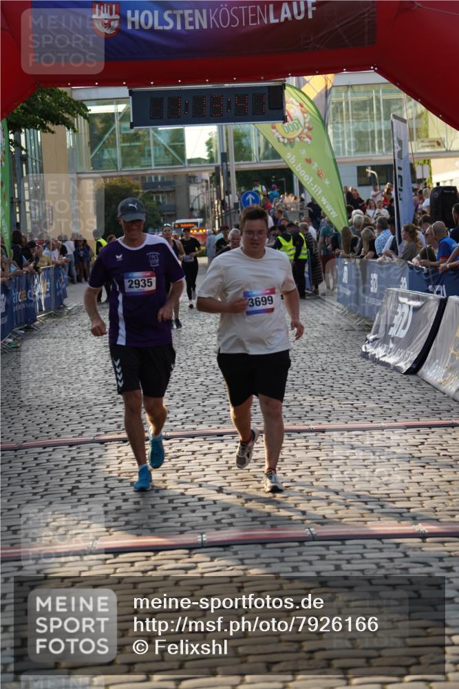 13.06.2025 - Holstenköstenlauf Felixshl http://msf.ph/oto/7926166 13.06.2025 20:13:40 Laufen 2204, 2205, 2880, 2935, 3250, 3699 meine-sportfotos.de