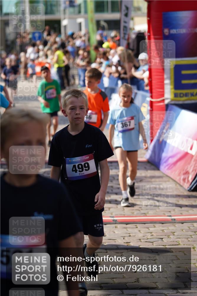 13.06.2025 - Holstenköstenlauf Felixshl http://msf.ph/oto/7926181 13.06.2025 16:36:44 Laufen 46, 154, 367, 499, 501, 517, 523, 761, 772, 789, 899, 903, 1008, 1015, 1092, 1132, 1238, 1349, 1353 meine-sportfotos.de